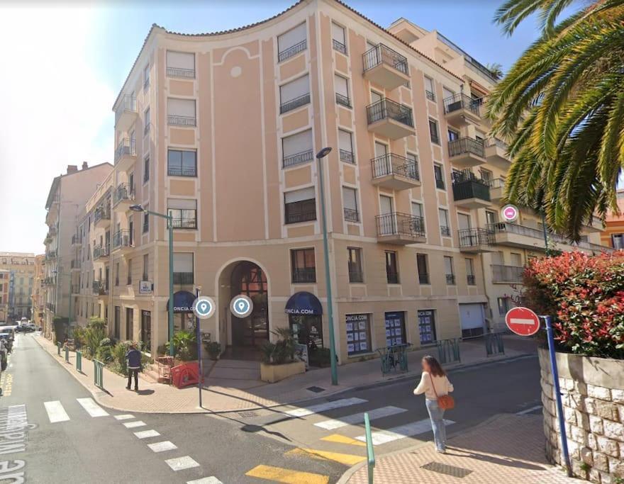 Ferienwohnung Menton Carre D'Or - Private Garage Exterior foto